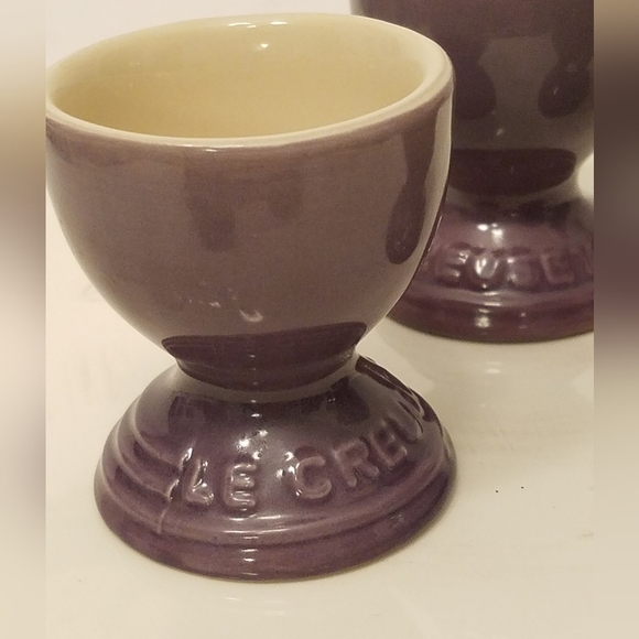 Lot 3 NWT Le Creuset Footed Ultra Violet Egg Cups - Picture 3 of 16